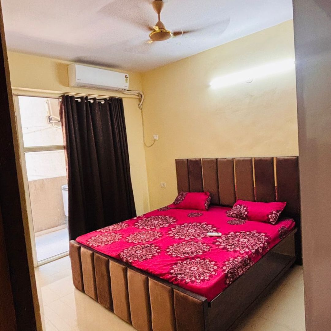 2 BHK flat bedroom in Pyramid Heights Sector 85 Gurgaon